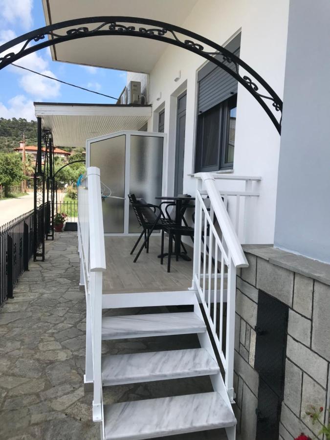 Savvas House Hotel Néos Marmarás Exterior foto